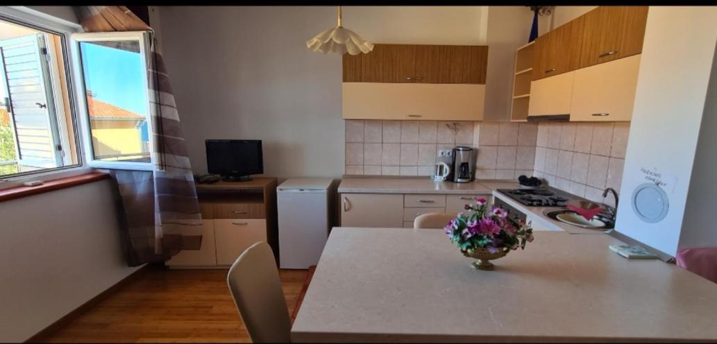 Apartmani Gizela Seget Donji ห้อง รูปภาพ